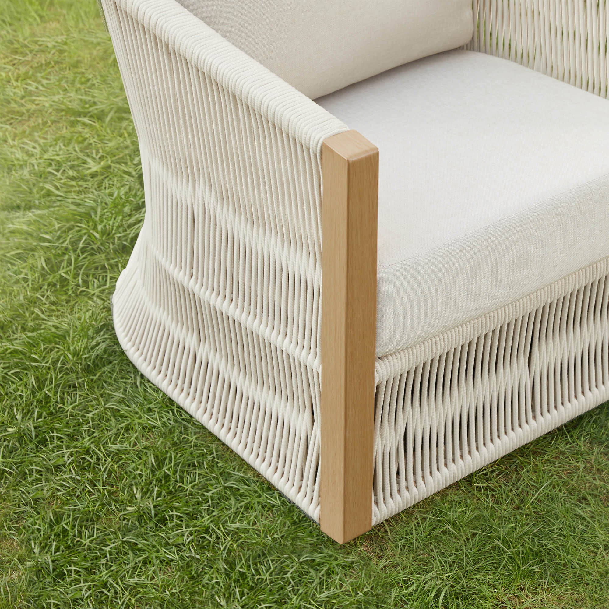 Acker Rope Outdoor Bistro Set with Swivel Chair - Image 5