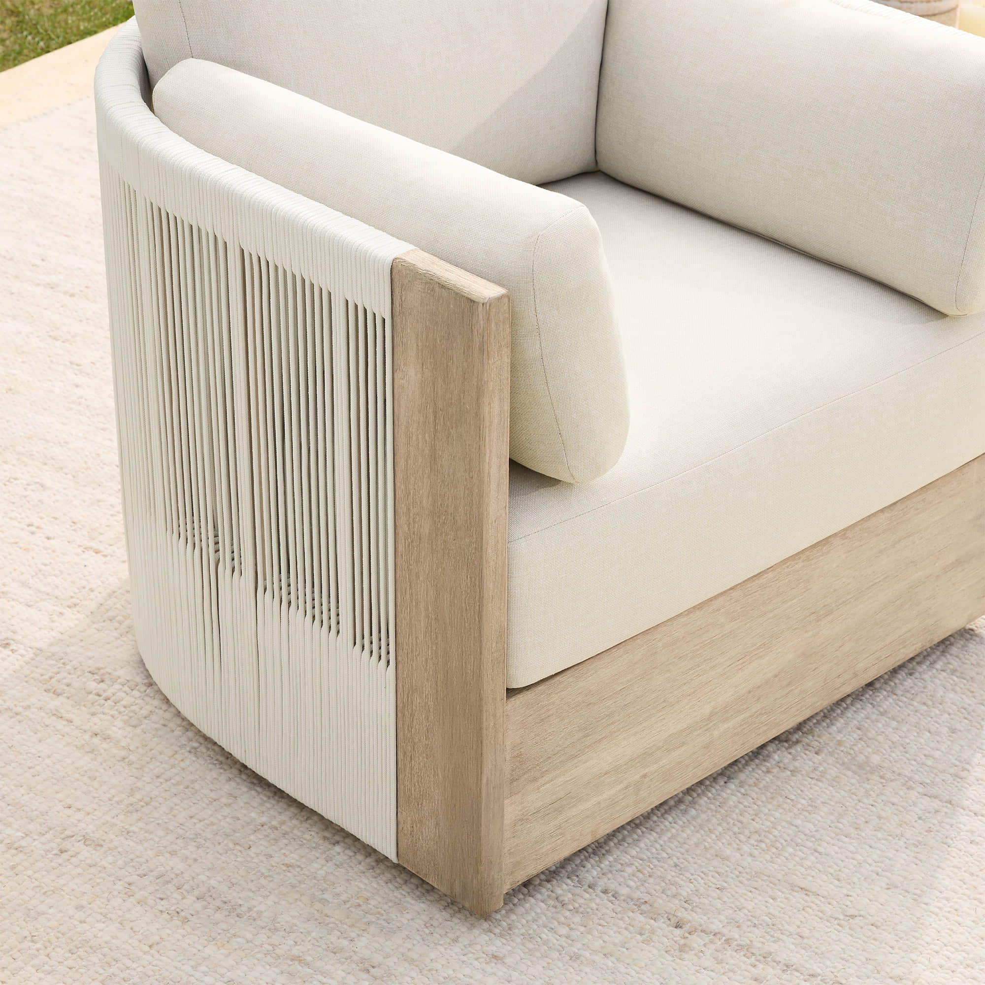 Clover Acacia Wood Rope Outdoor Bistro Set with Swivel Chair - Image 10
