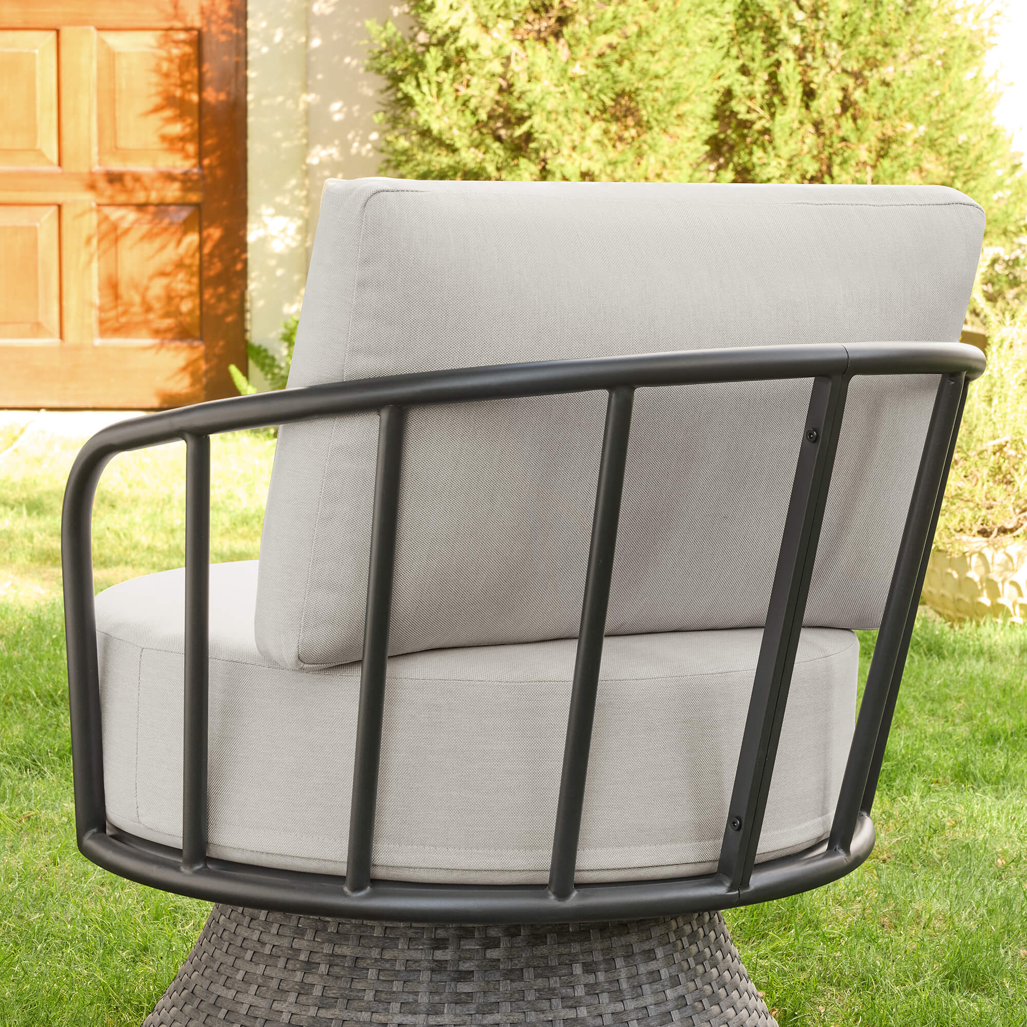 Ellie Rattan Woven Base Outdoor Swivel Chair (Set of 2） - Image 5